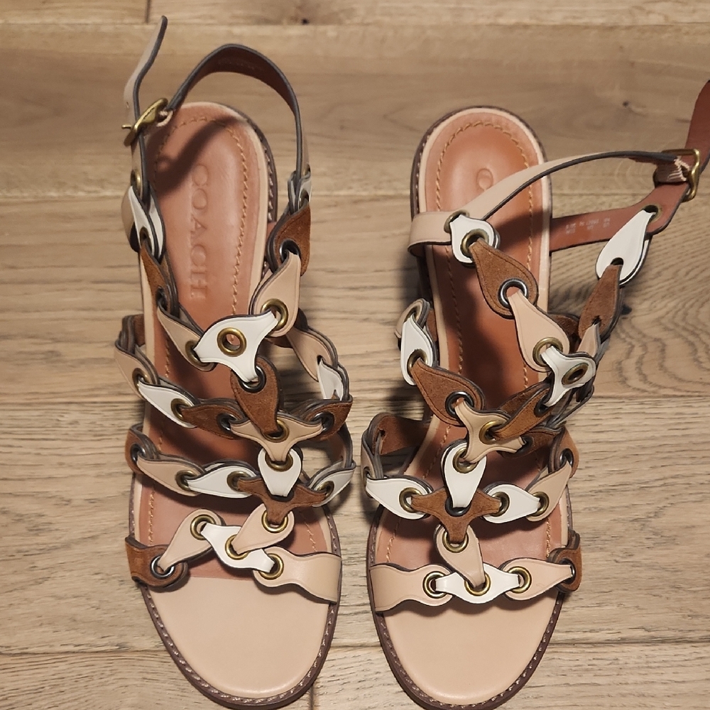 Coach Women's Tan and Cream Strappy Sandals